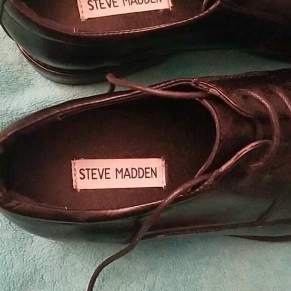 Men's Steve Madden Dress Shoes - Picture 2 of 4